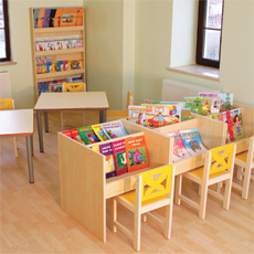 anaokulu masa, sandalye, okuma, anaokulu cizgi roman, boyama kitabi, etud alani, sosyal alan, okuma ve cizme, 